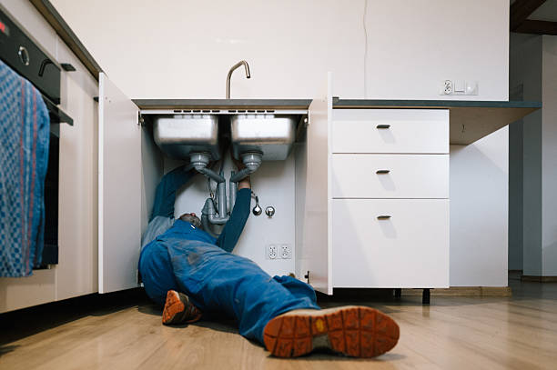 Professional Drain Cleaning technician working in Bridgeport, OH
